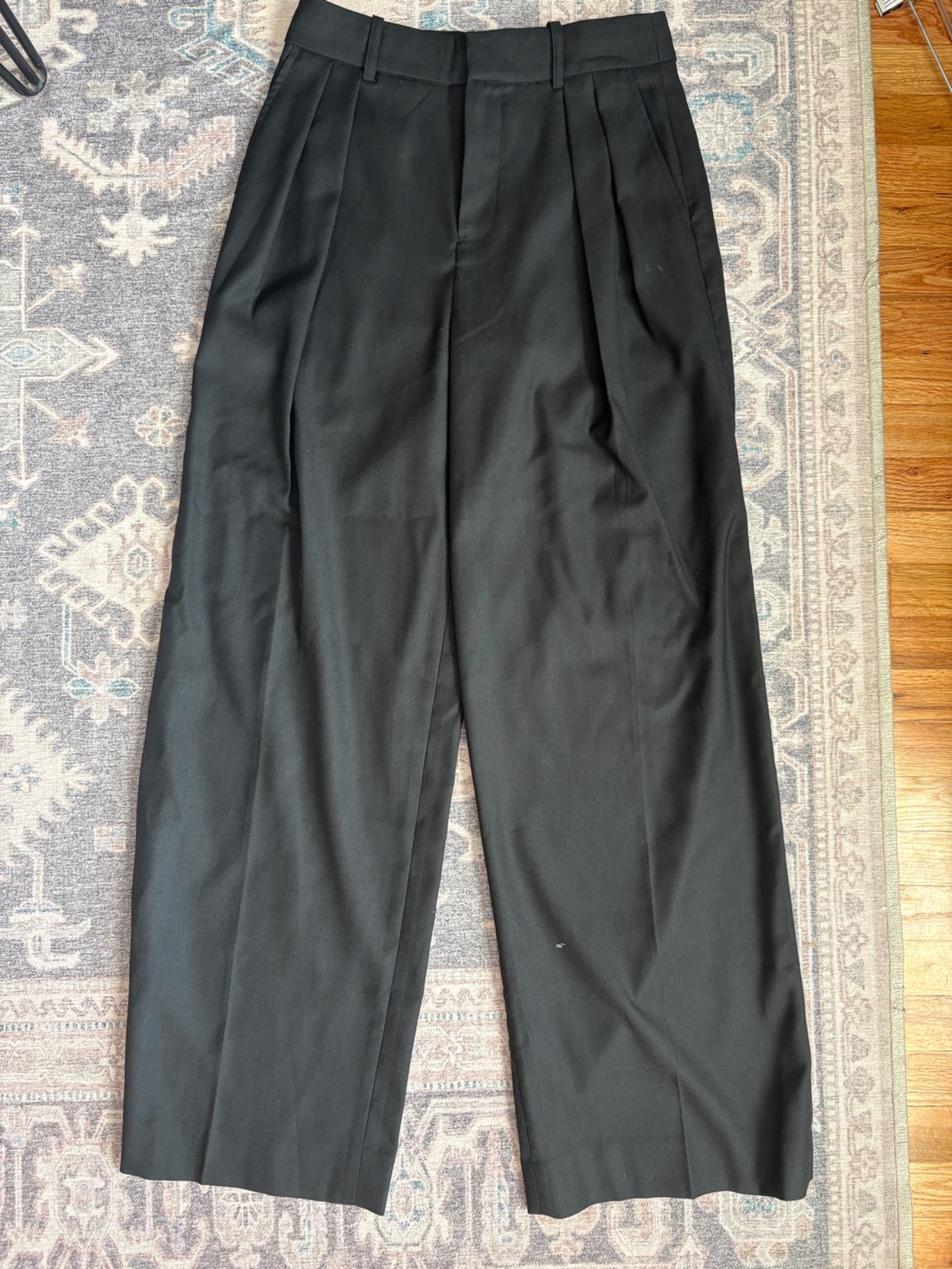 Women's Black High-Waist Pleated Trousers
